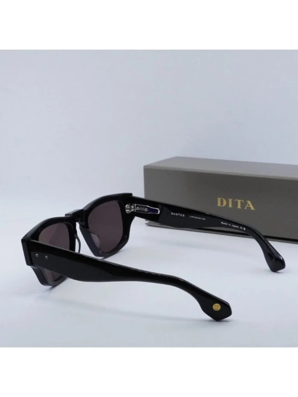 Dita BANTOS DTS-723-A-01 Square Sunglasses - Black / Grey